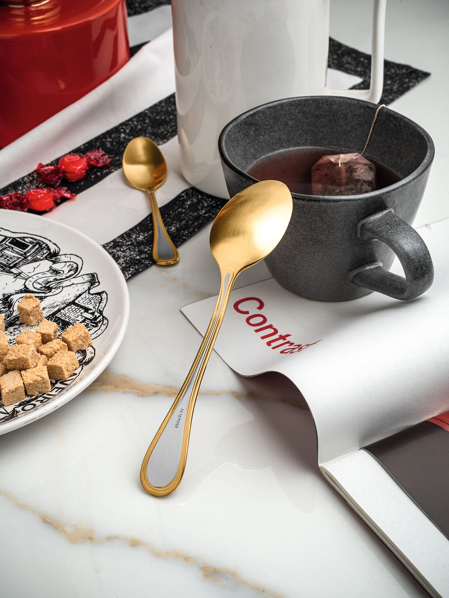 EDEN MAT GOLD 123столовые приборы, сталь 18/10, верхняя часть и декор ручки золото 24К , 24 шт.