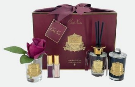 GIFT PACK ROSE OUDПодарочный набор (диффузор 100мл, бутон розы, 2 спрея по 10 мл, свеча 75гр)