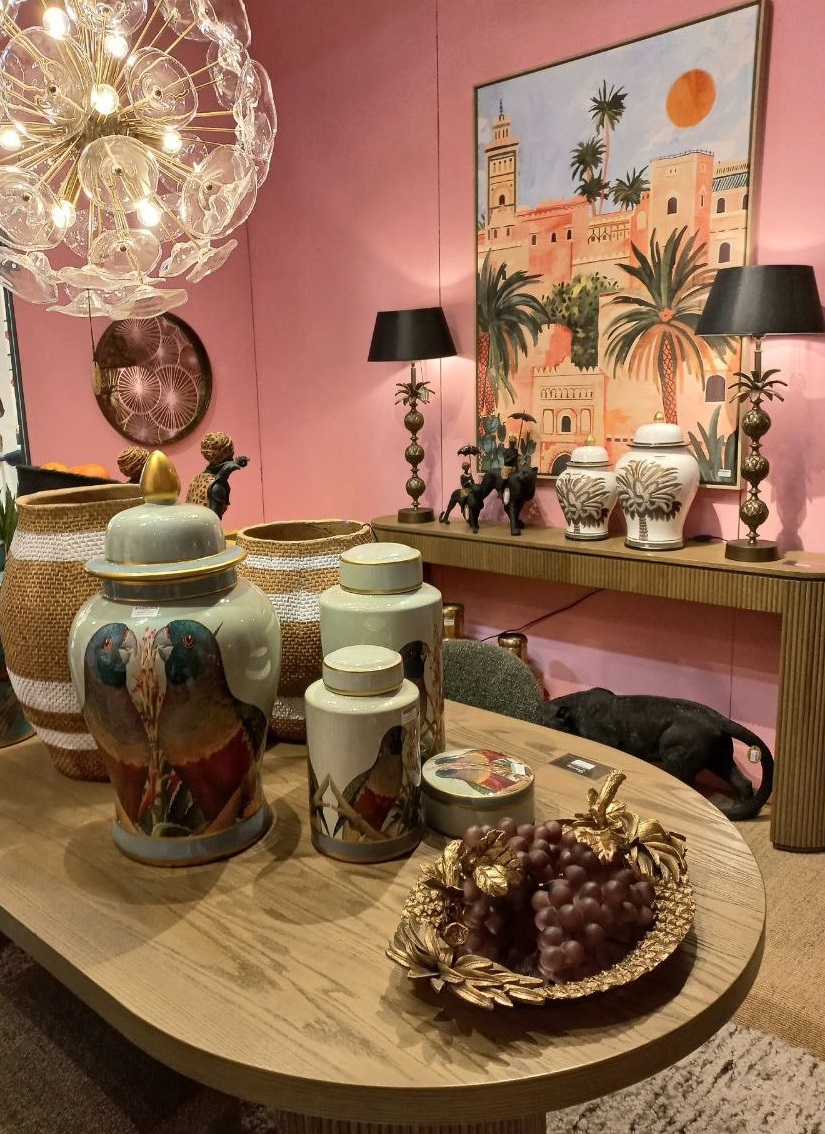 MACAWВаза с крышкой, попугаи ара, D18x29h, керамика