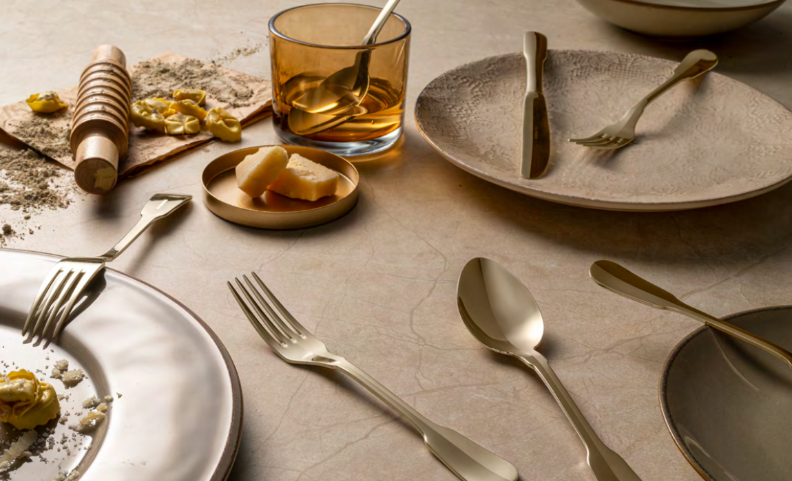 MONO CHAMPAGNE 57 столовые приборы, сталь 18/10, цвет шампань наполовину матовый, 24 шт. (6 ложек + вид 2