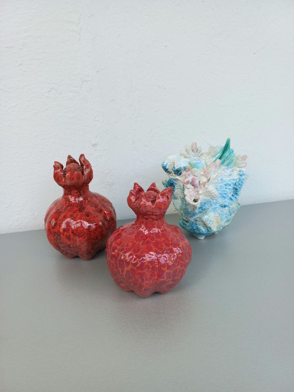 Скульптура Гранат, 15х20 см, керамика, ручная работа вид 2