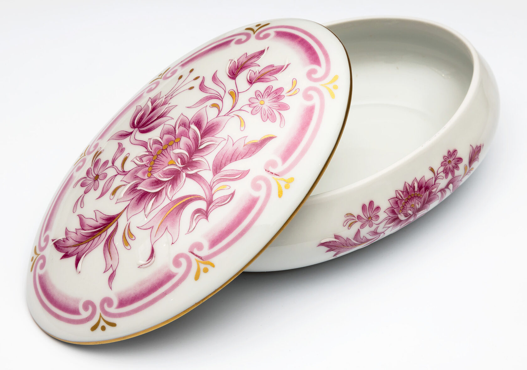 OVALE 2 A/021 ANEMONEШкатулка 20х12, лиможский фарфор