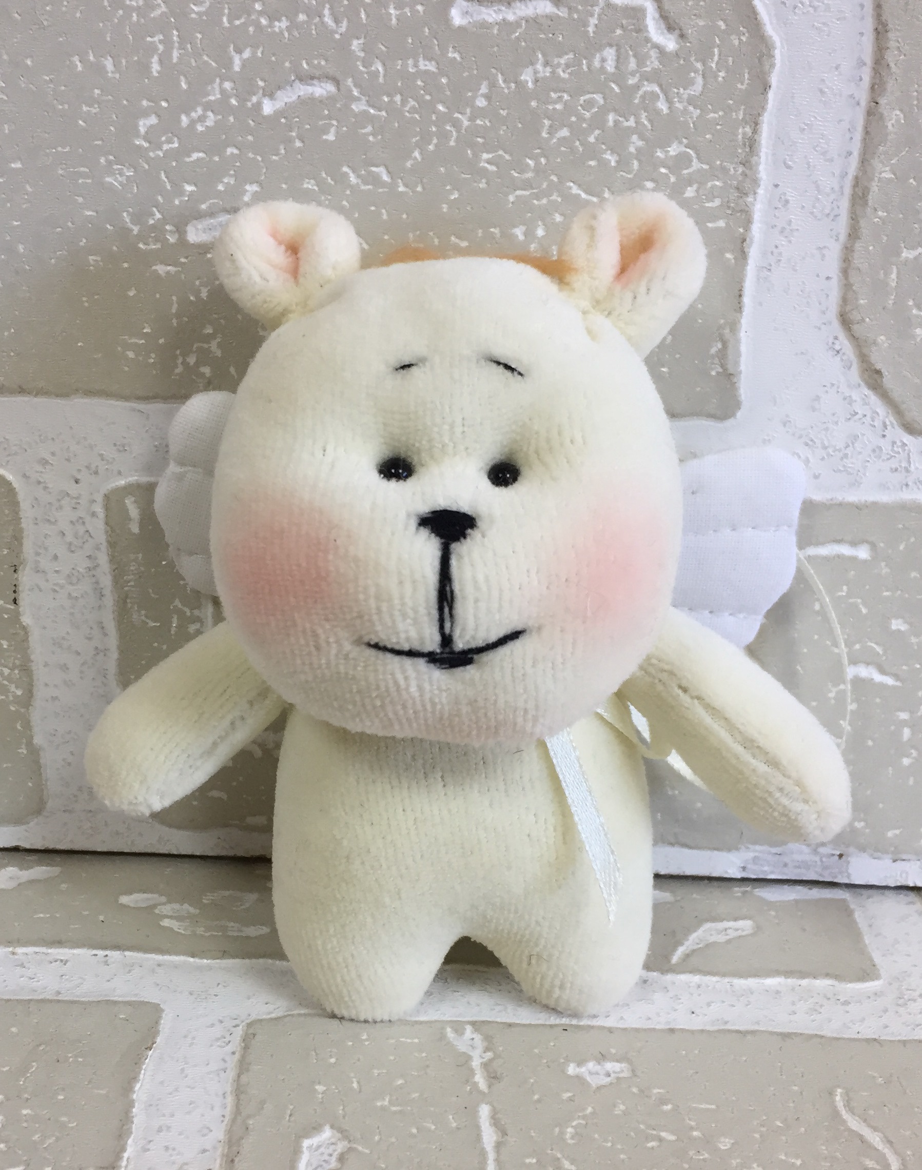 Медвежонок Ангел-кроха (14*10)Авторская игрушка для интерьера вид 4